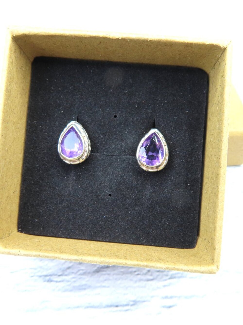 [SALE] Sterling Silver & Amethyst Teardrop Style Earring Studs - Picture 5 of 6